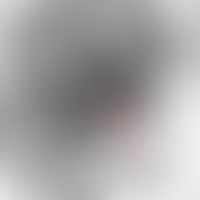 Perforierende reaktive Kollagenose, Elektronenmikroskopie: In der basalen Epidermis zwischen den ...